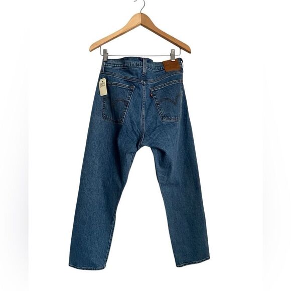 NWT Levi Wedgie Straight Fit Jeans - Picture 9 of 10